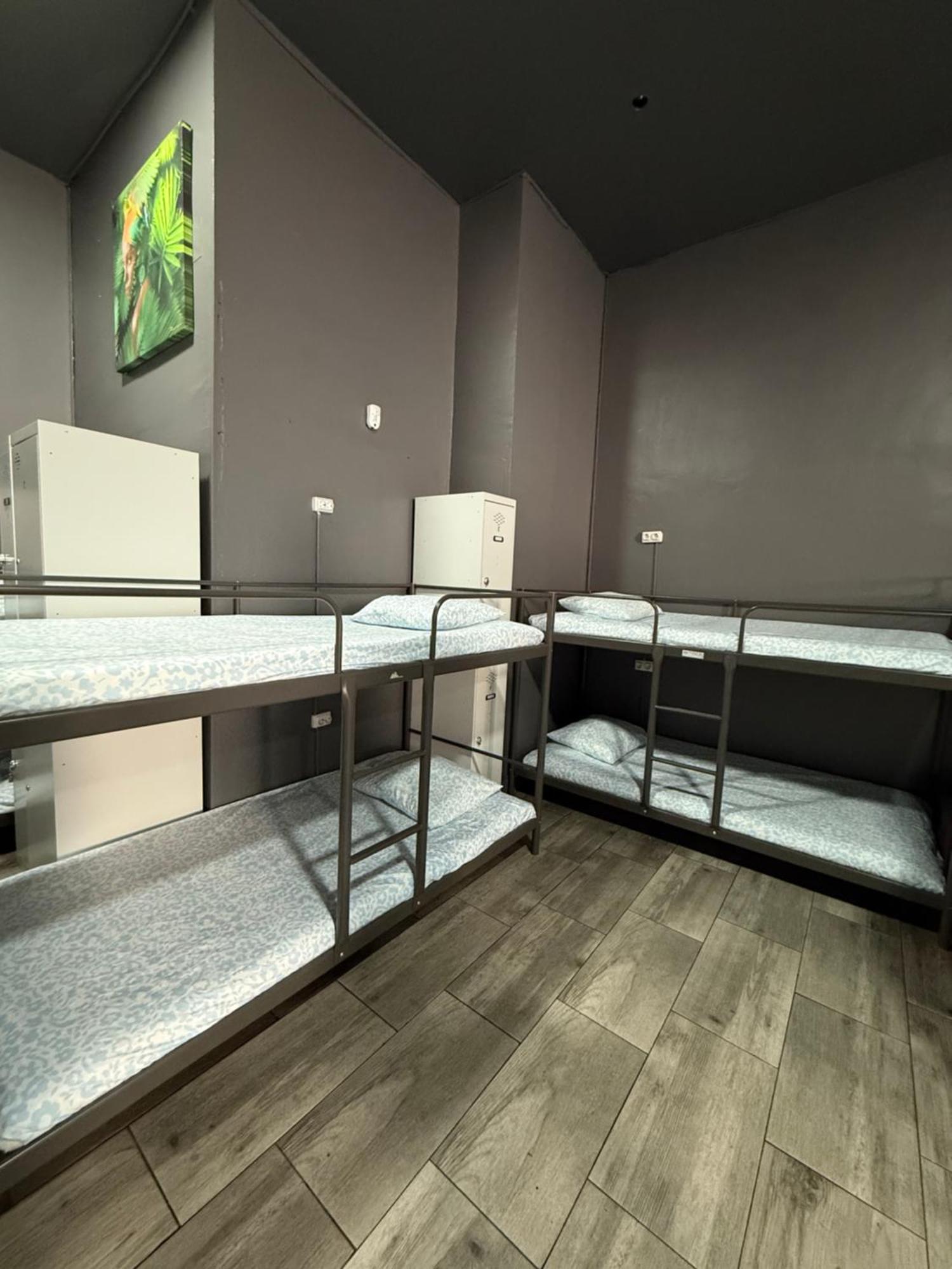 Rio Hostel มาดริด ภายนอก รูปภาพ